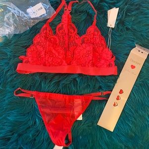 HAH intimates hot red sz small set very beautiful